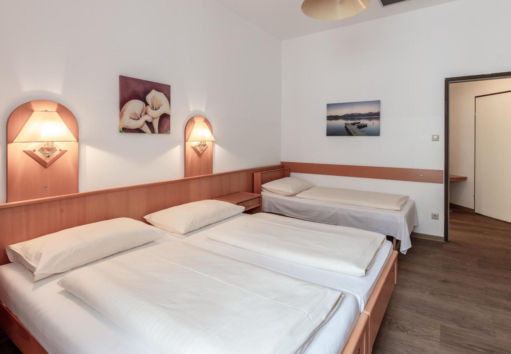 Hotel Admiral 3*